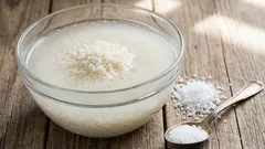 Eu deixo o arroz de molho em água salgada antes de cozinhar: o cozinheiro de um restaurante chinês explicou por que fazer isso.